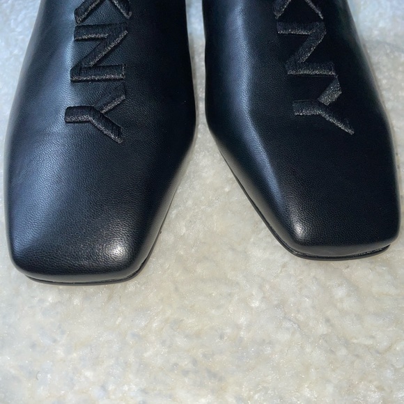 DKNY Black Mules Size 10 - Picture 13 of 15